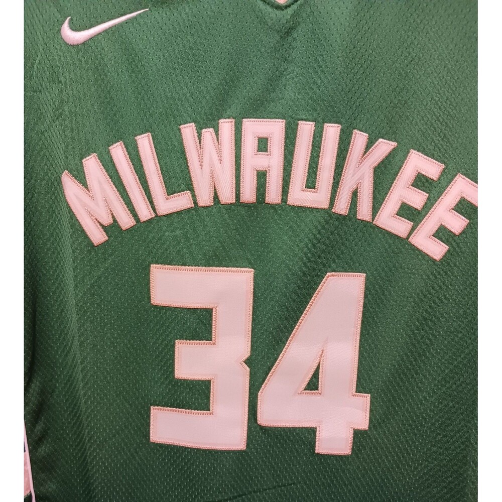 Giannis Antetokounmpo (Nike)-(Bucks)-(Green)-(Jersey)-(New Cond.)-(Size:XL)-$95 - Picture 7 of 12